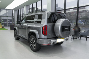 2025 Véhicules électriques Essence Vitesse rapide 5 portes 5 sièges Nouvelle énergie SUV de luxe Formule Leopard 5 Voiture hybride rechargeable à vendre - Product Image 4