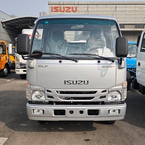 รถบรรทุกตู้เดี่ยว Qingling 1suzu Sliver พร้อมเตียงนอน NKR 100P แชสซีส์ รับน้ำหนัก 3 4 5 ตัน มาตรฐานยูโร 6 - Product Image 1