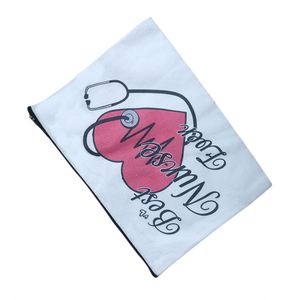 Bolsa Organizadora de Viaje Personalizable con Estampado de Mariposas, Cierre Duradero para Artículos de Aseo y Cosméticos, Bolsa de Maquillaje Moderna con Letras - Product Image 3