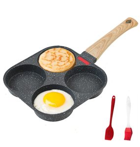 Poêle à œufs carrée polyvalente antiadhésive en métal 4 tasses avec poignée en bois <span class=keywords><strong>pour</strong></span> cuisinières à gaz et à <span class=keywords><strong>induction</strong></span> - Product Image 1