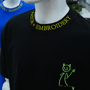 Camiseta de Hombre Personalizada con Logotipo Bordado en 3D, Tejido Chenille, Hombros Caídos, Talla Grande, 100% Algodón - Product Image 2