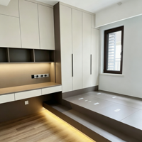 Ensemble de meubles de chambre à coucher, lit king size de luxe, lit tatami moderne avec tiroirs de rangement, armoire, bureau, unité de rangement murale intégrée