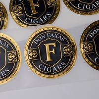 Autocollant de logo 3D de luxe découpé sur mesure, en papier artistique gaufré, étiquette ronde avec dorure à chaud