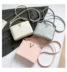 Nuova Borsa Unisex di Lusso con Texture Lychee, Sciarpa in Seta, Pieghevole, con Cerniera, Impermeabile, Grande Capacità, Elegante, a Tracolla, di Alta Gamma - Product Image 2