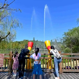 Fuente de Agua Activada por Voz de Bajo Ruido con Sistema de Control <span class=keywords><strong>Completo</strong></span> y Luz LED de Colores para Granjas y Atracciones Turísticas - Product Image 1