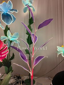 Décorations de fleurs artificielles géantes en <span class=keywords><strong>iris</strong></span> lumineuses à LED personnalisées pour les mariages en plein air, les parcs à thème et l'aménagement paysager - Product Image 5