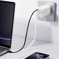 Cargador Rápido de 45W con Cable Retráctil, Enchufe Plegable, Puertos USB-C y USB, Carga PD3.0 para Reloj Inteligente, Auriculares y Teléfono Móvil