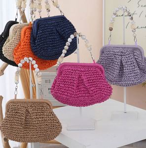 Sac à rabat en paille tressé tendance pour femme avec chaîne, idéal pour la plage et les vacances, sac bandoulière - Product Image 1