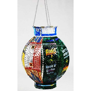 Linterna colgante de metal con revestimiento de polvo marrón, diseño moderno, forma cuadrada con paneles de vidrio para decoración del hogar - Product Image 4