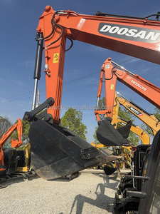Mini-pelleteuse Doosan DX75 d'occasion de 7,5 tonnes avec moteur Doosan d'origine, pompe et roulement de boîte de vitesses - Product Image 4