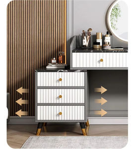 Coiffeuse au design moderne pour femmes Coiffeuse à panneaux en bois pour le <span class=keywords><strong>maquillage</strong></span> Coiffeuse de nuit Miroir intelligent Mobilier de chambre Luxe - Product Image 4