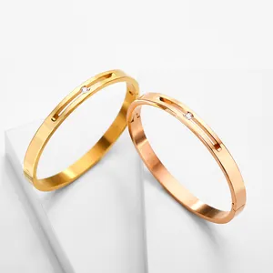 XIXI joyería nueva llegada Singapur diseño plateado Cubic Zircon brazaletes 18K Acero inoxidable chapado en oro rosa brazalete para mujer