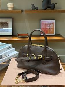 Sac Polène Cyme – Cabas Femme en Cuir Véritable, Sac à Main de Créateur Polène Paris, Sac Shopping Portable en Cuir de Vachette, Sacoche de Mode Grande Capacité - Product Image 5