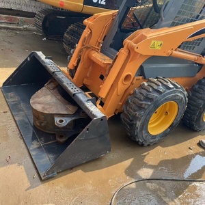 Prix bas certifié EPA et CE Bon état Utilisé Skid Steer CASE 420 Moteur d'origine Excellentes performances - Product Image 3