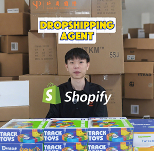 Botella de Agua Portátil Extensible de Plástico para Mascotas, Dispensador de Viaje Reciclable de 300 ml, Venta Caliente en Shopify - Product Image 1