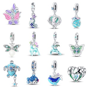 เครื่องประดับ zircon จี้รูปกวางหิ่งห้อยและผีเสื้อที่มีแสงสว่างสำหรับสร้อยข้อมือทองแดงชุบเงิน - Product Image 1