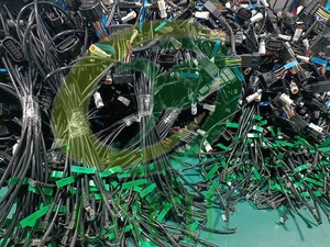 तेल स्तर सेंसर इंजन 2002-2003 ऑडी S6 के लिए हार्वेरिंग W0133-1735691 - Product Image 4