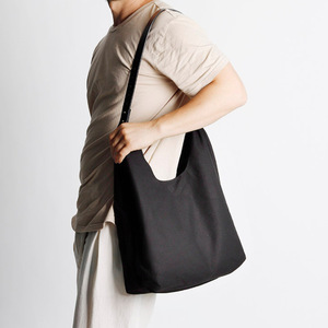 Korean style minimalist bag with detachable and adjustable <b>strap</b>, handbag, crossbody bag, <b>shoulder</b> bag, PU leather handle. - Product Image 3