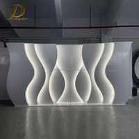 Décoration de scène d'événement de mariage de luxe avec éclairage LED, panneau de toile de fond de mariage en PVC acrylique 3D blanc avec lumière LED