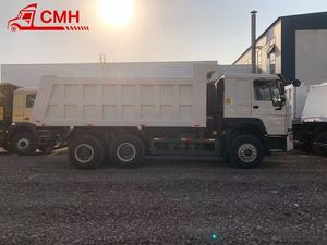 Camión Volquete Sinotruck Howo 8x4 Diseñado para el Transporte de Piedras Gigantes en África Occidental - Product Image 3