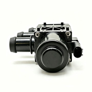 Válvula de cambio de refrigerante eléctrica, válvula de control del sistema de refrigeración, compatible con BMW F01 F02 F10 F11 F25 F26 X3 X4 X5 11538572508 - Product Image 3