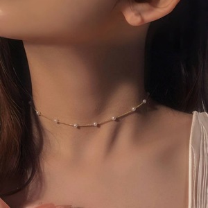 Commerce électronique transfrontalier européen et américain, divers styles de colliers en fausses perles simples et polyvalents de style ins. - Product Image 3