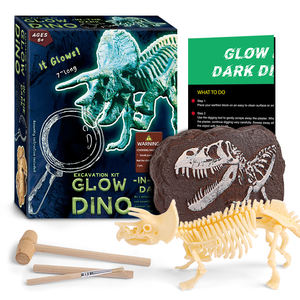 Piano Aardappel Hot Sell Dig Speelgoed Complete Set <span class=keywords><strong>Tools</strong></span> Graven <span class=keywords><strong>Dino</strong></span> Skelet Glow In De Donkere Triceratops Opgravingsset - Product Image 1