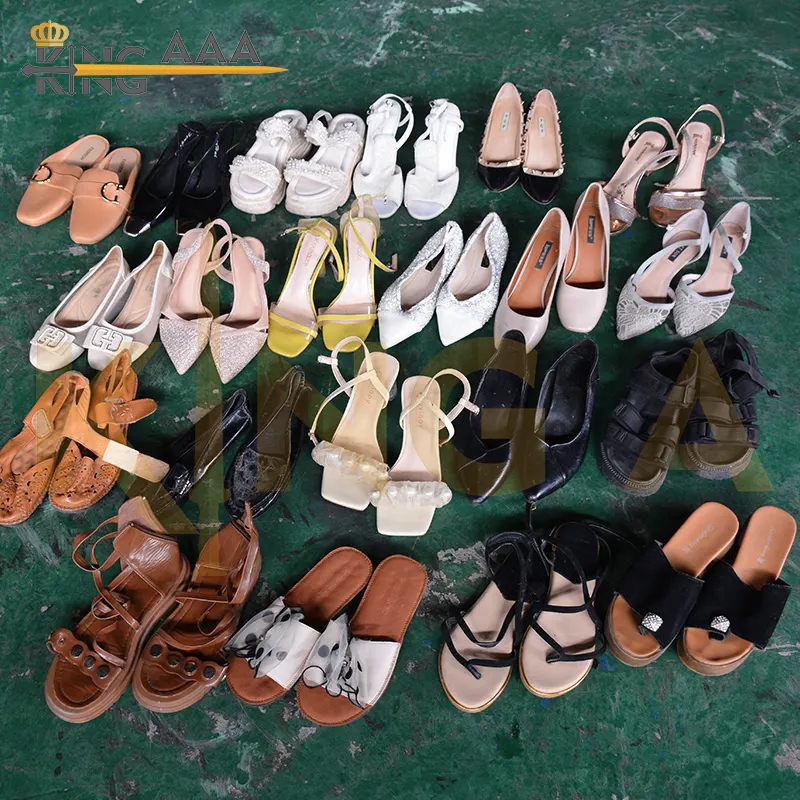 Женские сандалии, б/у туфли, тюки, Женская обувь в Италии