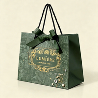 Sacs en papier écologiques personnalisés avec logo imprimé, vente en gros, impression de haute qualité, sacs cadeaux en papier avec votre propre logo