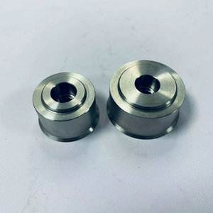 ชิ้นส่วนกลึงสเตนเลสสตีลที่ผลิตด้วยเครื่อง CNC พร้อมรูเกลียวและร่อง - Product Image 4