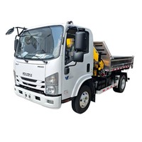 Petit camion grue à flèche articulée ISUZU de 3 tonnes et 5 tonnes, camion 4x4 avec grue pliante montée sur le véhicule et caisse de chargement en aluminium