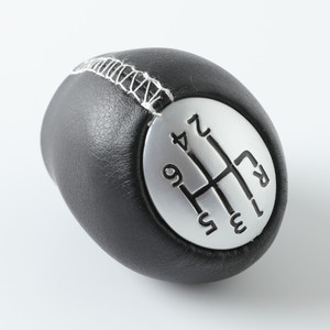 Sfera con impugnatura in pelle a 6 velocità per <span class=keywords><strong>Renault</strong></span> <span class=keywords><strong>Megane</strong></span> MK3 Clio Laguna per Vauxhall per pomello cambio Nissan Interstar - Product Image 6