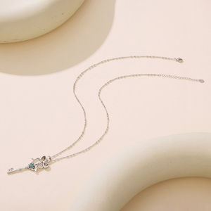 Collier pendentif clé plaqué argent avec breloque nœud en zircon cubique bleu, chaîne en alliage pour femme, bijoux à porter au quotidien - Product Image 3