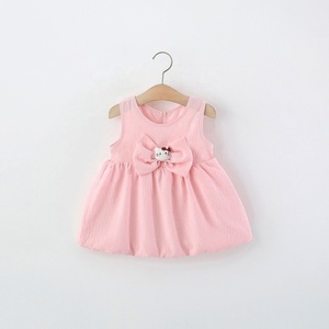 Robe rose sans manches pour bébé fille avec grand nœud décoratif de dessin animé, idéale pour les tout-petits et les enfants, parfaite pour l'été et le quotidien - Product Image 4