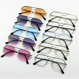 Gafas con Bloqueo de Luz Azul para Adultos, Montura Metálica, Lentes Fotocromáticas para Uso Profesional, Gafas Fotocromáticas - Product Image 2