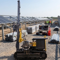 Machine de forage haute performance pour pieux photovoltaïques : Construction rapide de supports PV dans les zones désertiques et plates, forage DTH