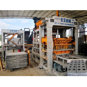 Machine automatique de fabrication de briques en béton, machine à briques autobloquantes, <span class=keywords><strong>prix</strong></span>, machine de fabrication de blocs de pavé creux en ciment - Product Image 1