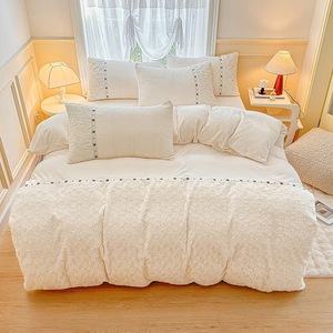 Housse de couette brodée en textile de maison en molleton de <span class=keywords><strong>lapin</strong></span> <span class=keywords><strong>blanc</strong></span> ensemble de literie king size - Product Image 1