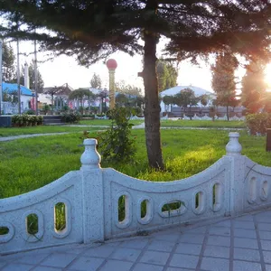 Prefabbricati giardino di cemento decorativo picchetto recinzione stampi per il giardino e il ponte sul fiume banca
