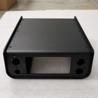 Service d'assemblage OEM personnalisé de coques en tôle d'acier galvanisé, poinçonnage, pliage, soudage par clinchage et revêtement en poudre