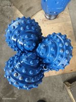 Foret triconique de forage souterrain IADC837 de 11 pouces avec inserts en carbure de tungstène TCI pour le forage minier dans les roches dures