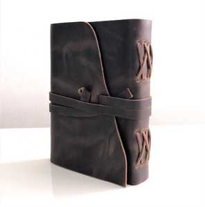 Vintage Echt Lederen Traveler <span class=keywords><strong>Notebook</strong></span> Journal Sketch Book Handgemaakt Katoenen Papier Met Draad Naaien Binding Cadeau - Product Image 1