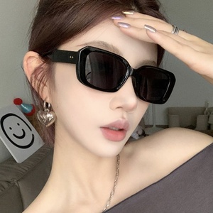 <b>Square</b> Sunglasses 2025 New Fashion Versatile UV400 Protection Full <b>Frame</b> Street Style with High-End Slimming Effect - Product Image 1