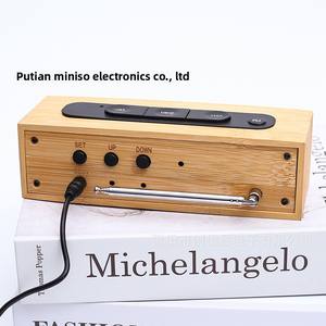 Moderne Home LED-Uhr Kreative Bambus Alarm Strahlungs leuchtende Anzeige Leise Quarz Digital Massivholz Tisch uhr Elektronisch - Product Image 3