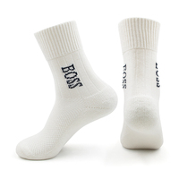 Chaussettes tricotées en laine mérinos antibactérienne Sporty High Crew à compression thermique pour l'hiver, chaussettes chaudes pour hommes et femmes avec logo personnalisé