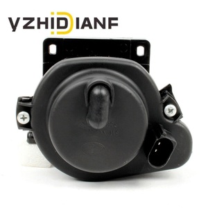 Luces <span class=keywords><strong>Antiniebla</strong></span> Halógenas Delanteras Izquierda y Derecha para Parachoques X-CAR, Lámpara Halógena 1JD941699 1JD941700 para VW <span class=keywords><strong>Bora</strong></span> Jetta GLI 2008-2015 - Product Image 6