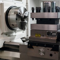 Torno Horizontal CNC de Trabajo Pesado con Sistema GSK, Modelo CK6150, con Recorrido del Eje Z de 1000 mm, Alta Precisión, 2 Ejes