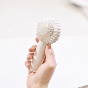 מאוורר ידני חשמלי קטן ונייד אישי עם קירור אוויר, נטען ב-<span class=keywords><strong>USB</strong></span> עם תאורת לד, לשנת 2026 - Product Image 3