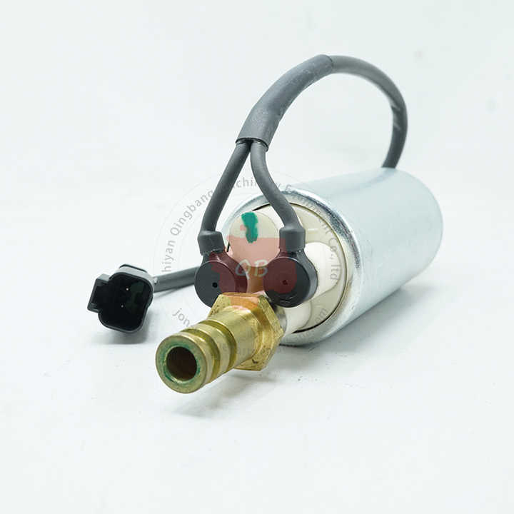Chinese Generator Parts Cummins QST30 Pump 5593523 5483862 Fuel 