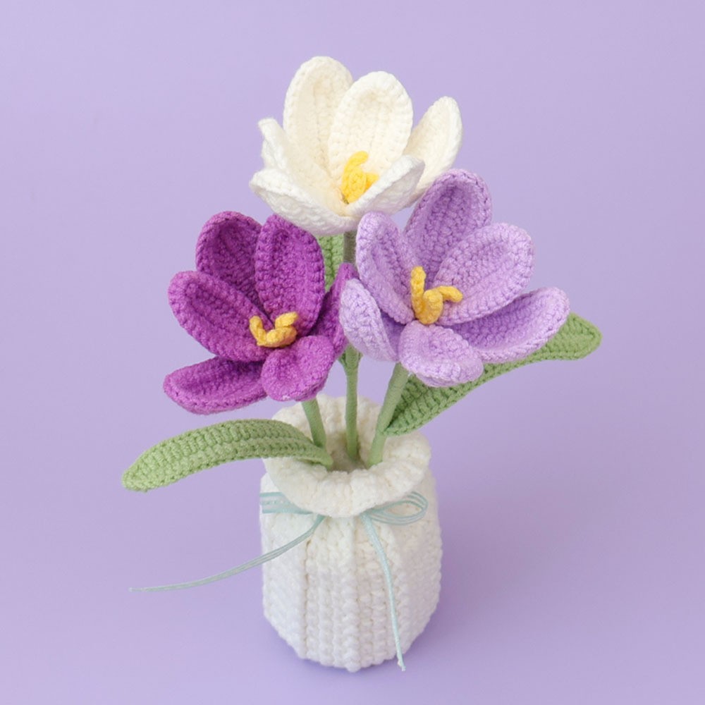 Dégradé violet-3 tulipes en fleurs-grand style vase en fil